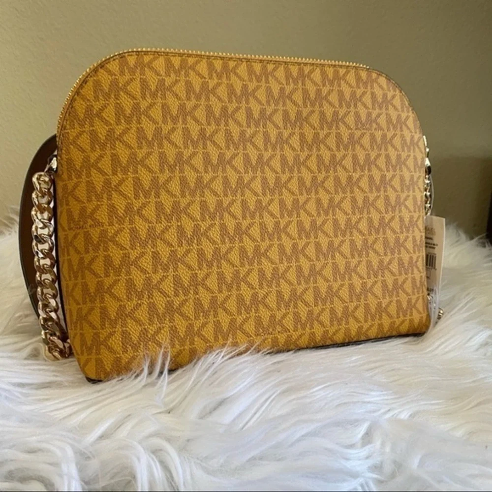 New Michael Kors Jet Set Travel Medium Logo Dome Crossbody Bag - Picture 9 of 13